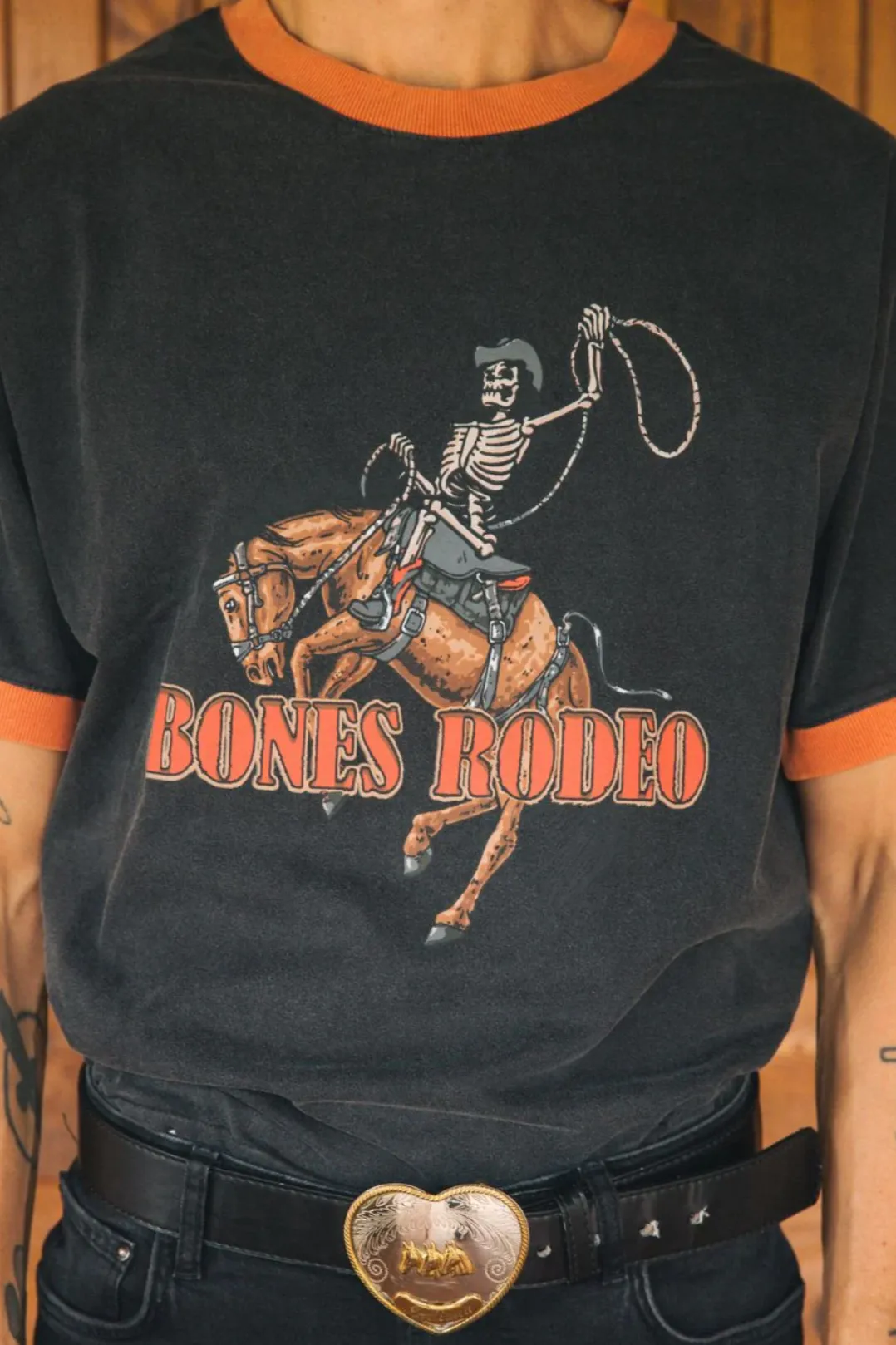BILLY BONES CLUB RODEO RINGER TEE - WASHED BLACK/RED